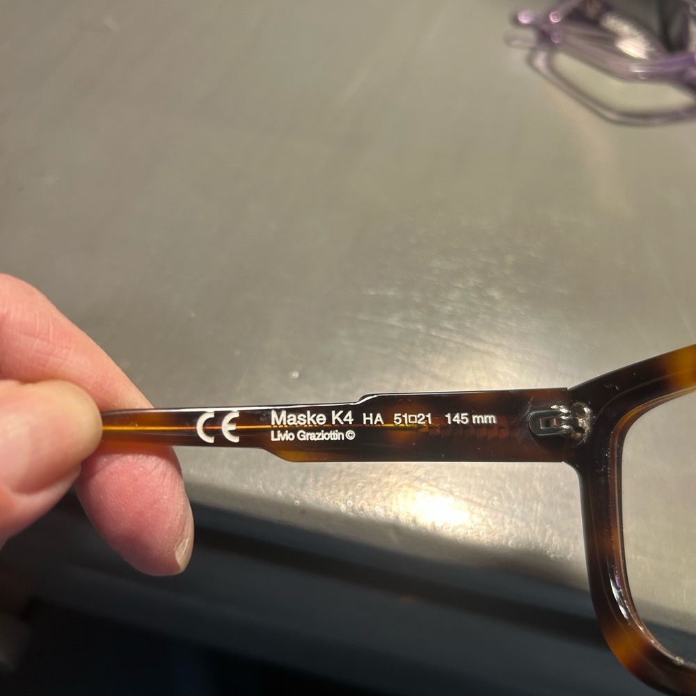 Tortoise Shell Square Glasses - Picture 6 of 6